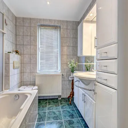 Appartamento Karlshagen, Koesters Gartenidyll *