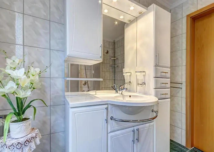 Karlshagen, Koesters Gartenidyll Apartamento *